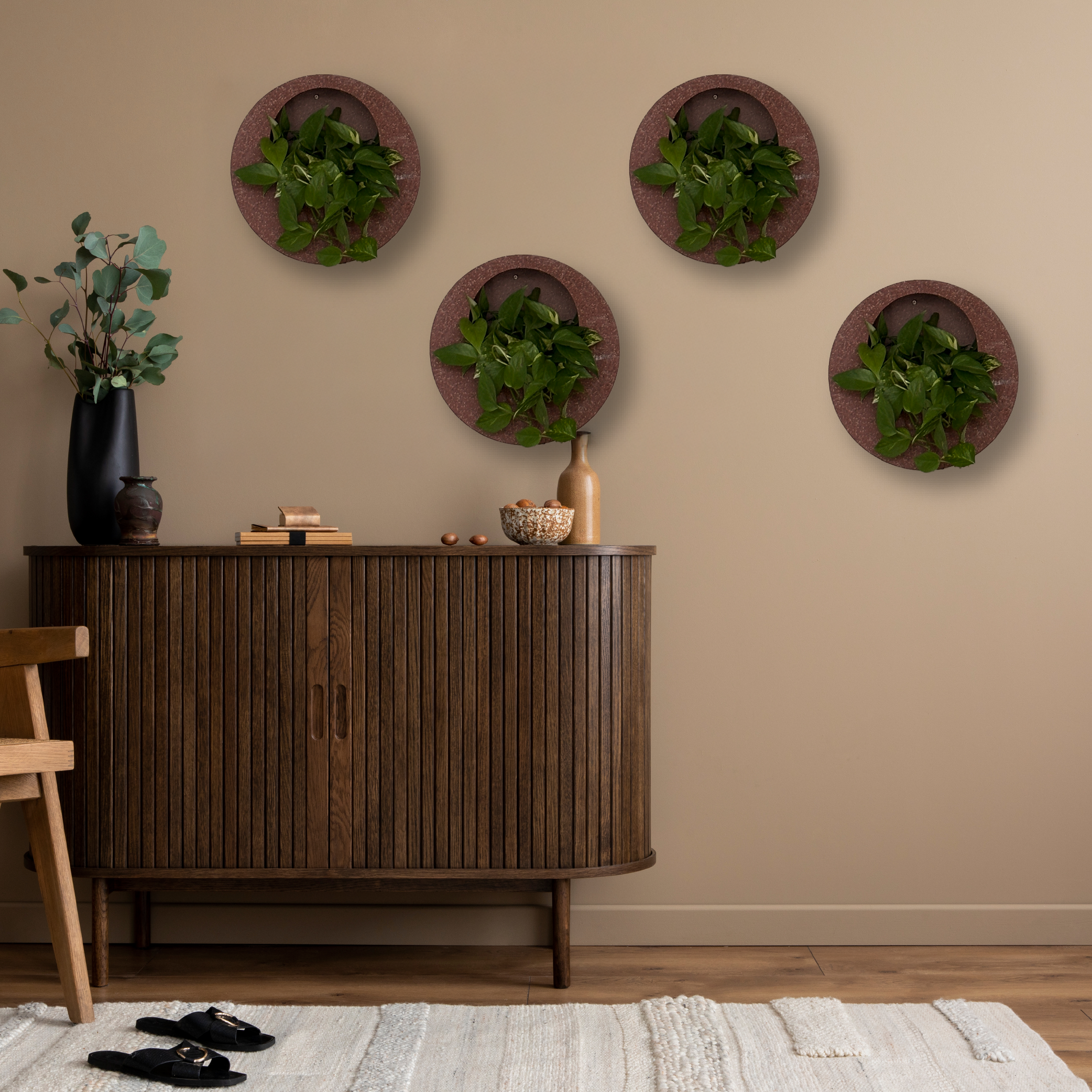 Full Moon Wall Mount Planter
